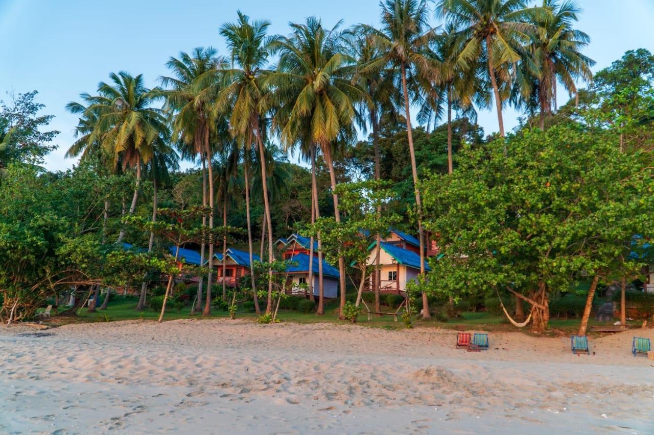 Отель Sun Smile Beach Кох-Юм Экстерьер фото