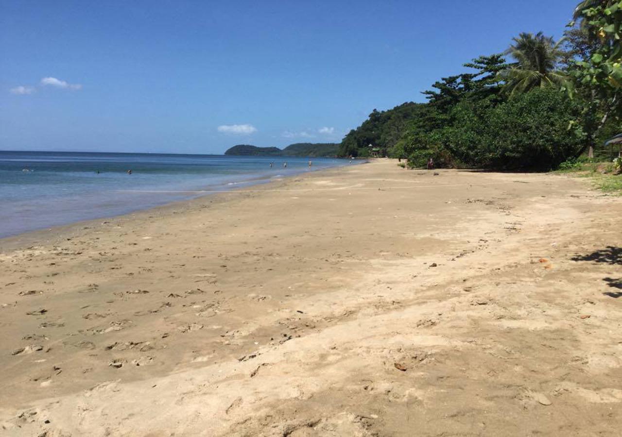 Отель Sun Smile Beach Кох-Юм Экстерьер фото